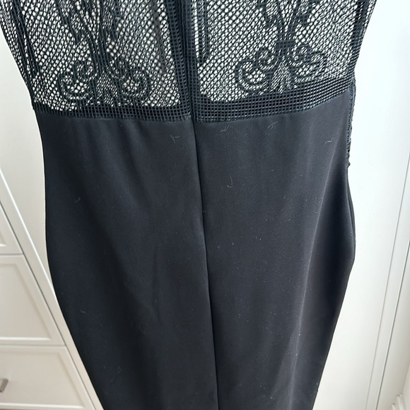 Lace ZARA fitted dress - Picture 4 of 9